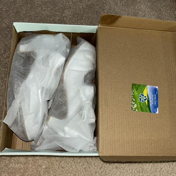 Swea’ Pea & Lilli white heels with socks - Picture 8 of 9